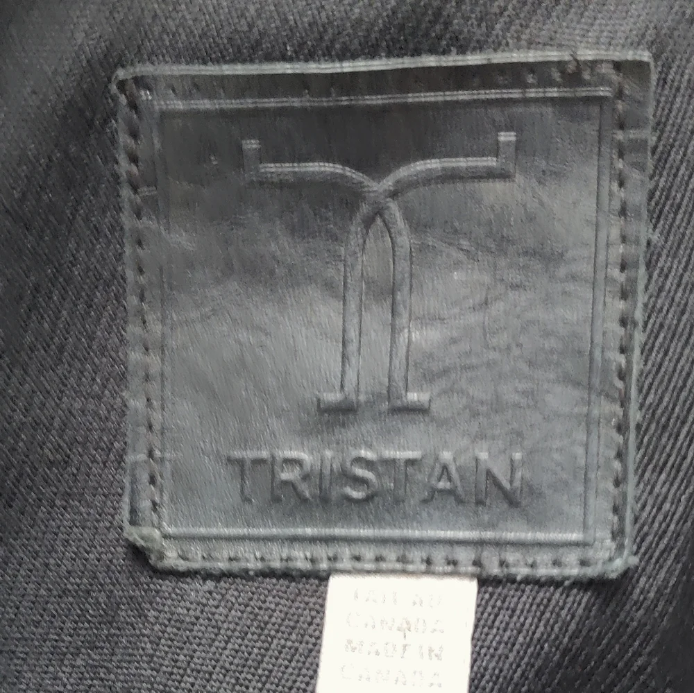 Black Trench coat 100% whool - Picture 8 of 9